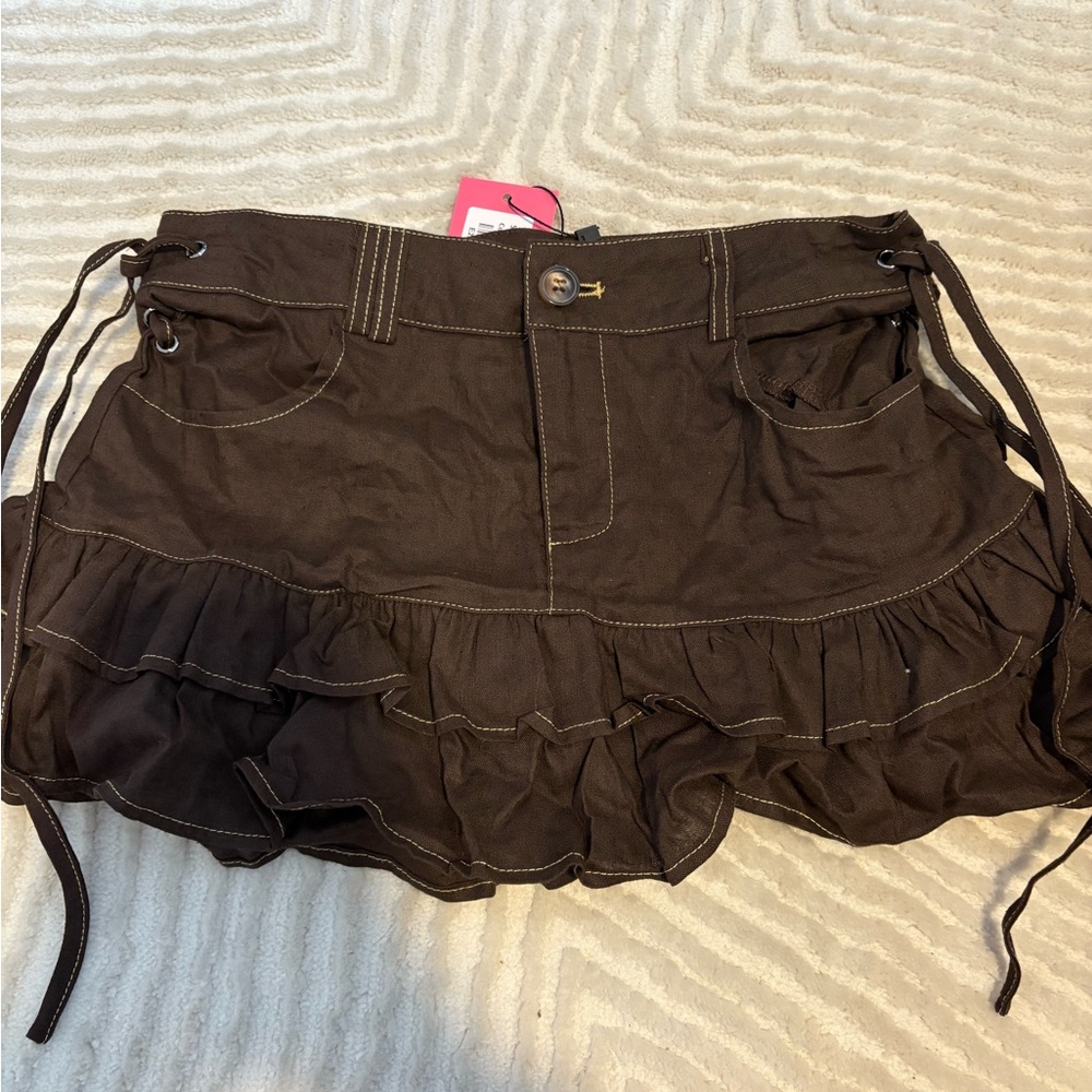 Edikted Dark Brown Ruffled Skort
